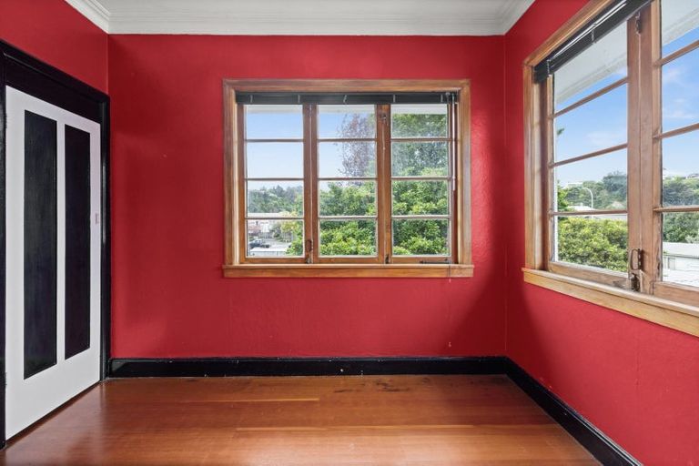 Photo of property in 14 Carnell Street, Napier South, Napier, 4110
