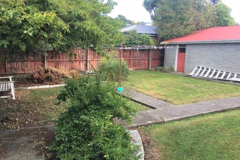 Photo of property in 23 Remuera Avenue, Cashmere, Christchurch, 8022