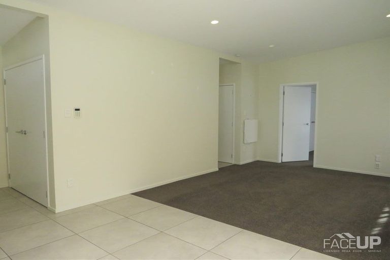 Photo of property in 10 Squadron Drive, Hobsonville, Auckland, 0616