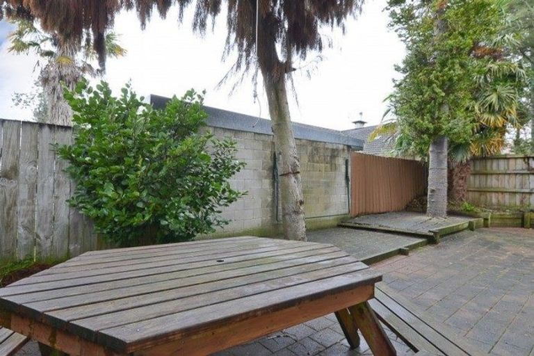 Photo of property in 29e Opoia Road, Hamilton East, Hamilton, 3216