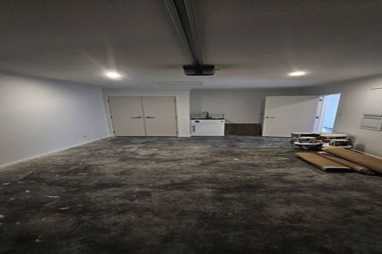 Photo of property in 13 Metoriti Crescent, Karaka, 2124