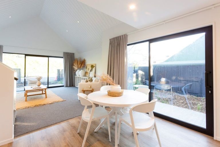 Photo of property in 4/11 Truscotts Road, Heathcote Valley, Christchurch, 8022