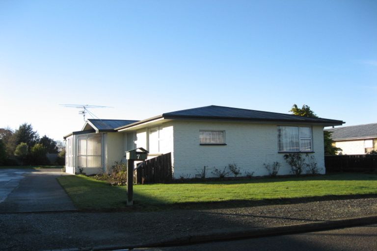 Photo of property in 7 Douglas Street, Winton, 9720