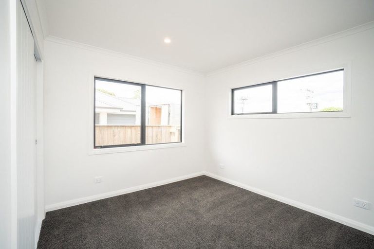 Photo of property in 8 Roberts Line, Kelvin Grove, Palmerston North, 4414