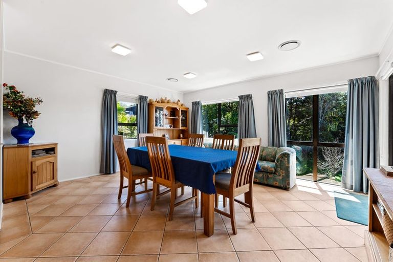 Photo of property in 12 Cooper Road, Stanmore Bay, Whangaparaoa, 0932