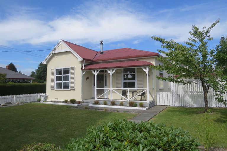 Photo of property in 21 Mount Cook Road, Fairlie, 7925