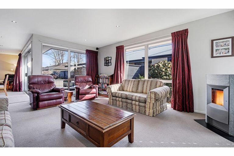 Photo of property in 3 Puaka Street, Pegasus, 7612