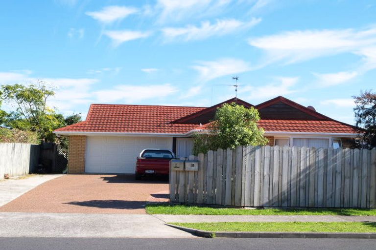 Photo of property in 3 Oakridge Way, Northpark, Auckland, 2013