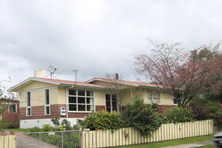 Photo of property in 5 Jade Place, Pukehangi, Rotorua, 3015