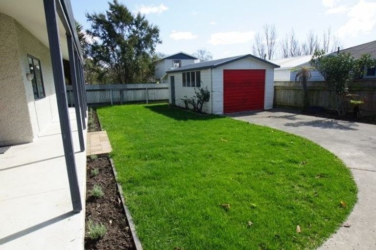 Photo of property in 12a Nimon Street, Havelock North, 4130