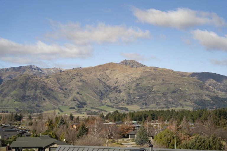 Photo of property in 8 Mary Lane, Lake Hawea, Wanaka, 9382