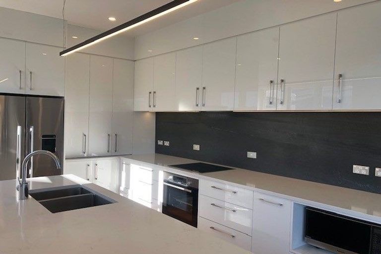 Photo of property in 21 The Crescent, Roseneath, Wellington, 6011