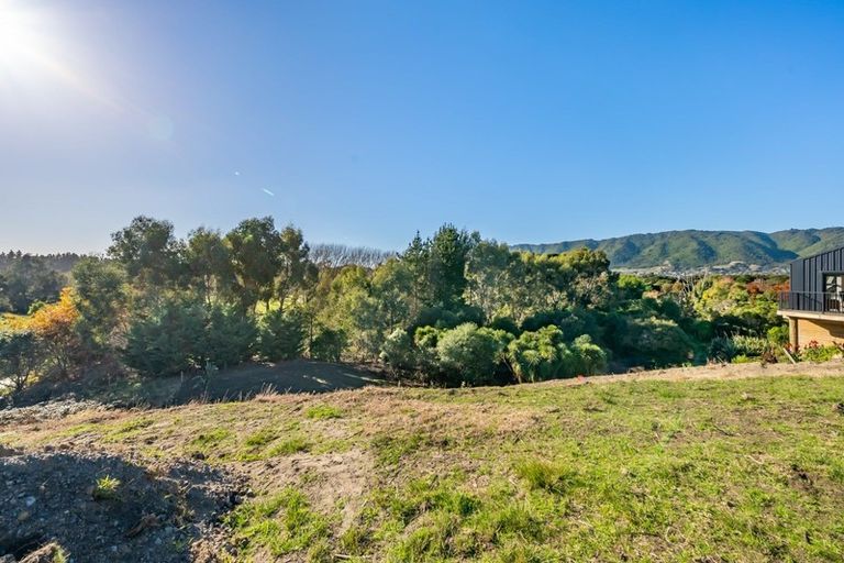 Photo of property in 19 Te Heke Place, Waikanae, 5036