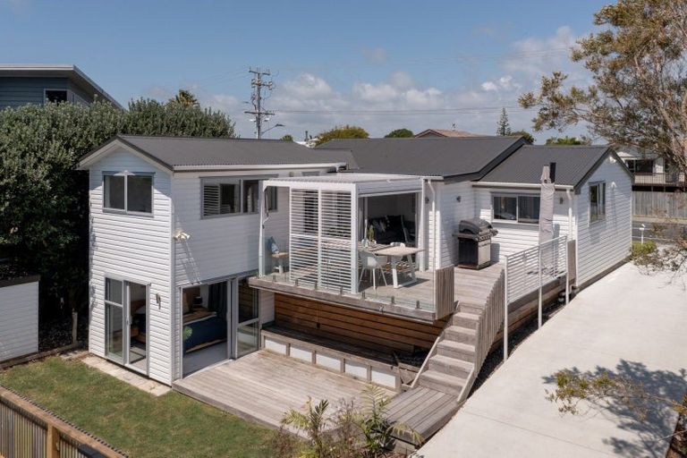 Photo of property in 1291 Papamoa Beach Road, Papamoa Beach, Papamoa, 3118