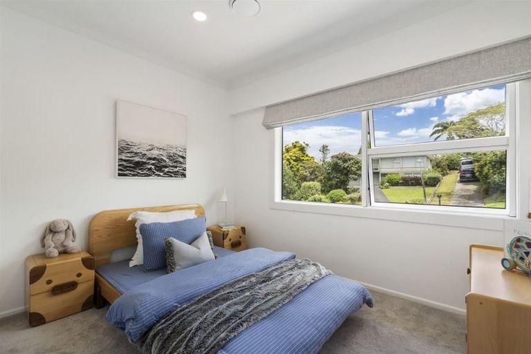 Photo of property in 8 Sandford Street, Campbells Bay, Auckland, 0630