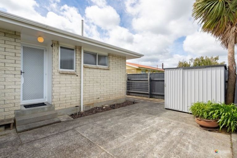 Photo of property in 1/17 Wimbledon Grove, Wainuiomata, Lower Hutt, 5014