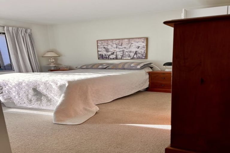 Photo of property in 2/39 Grahams Road, Ilam, Christchurch, 8041