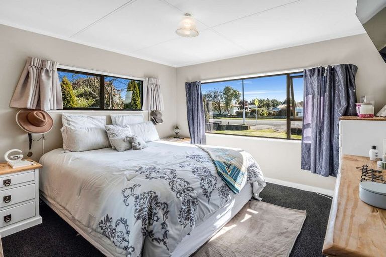 Photo of property in 1 Mathew Street, Dannevirke, 4930