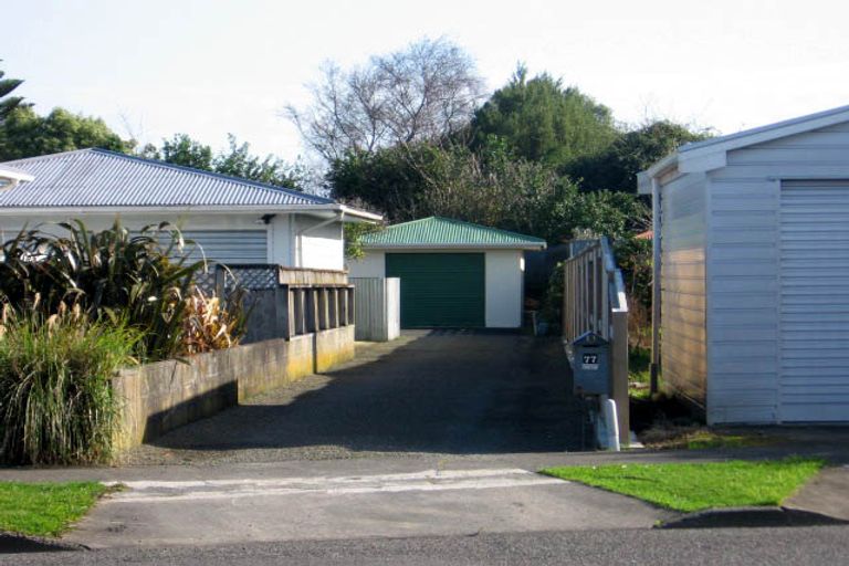 Photo of property in 77 College Street, Awapuni, Palmerston North, 4412