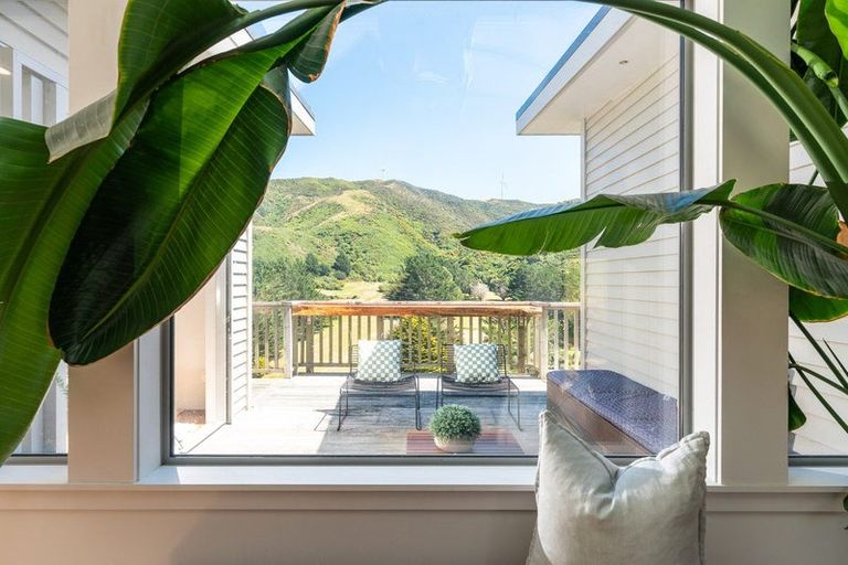 Photo of property in 326 South Makara Road, Makara, Karori, 6972