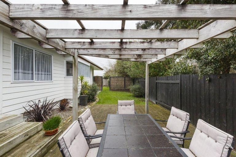 Photo of property in 25 Dalfield Place, Highbury, Palmerston North, 4412