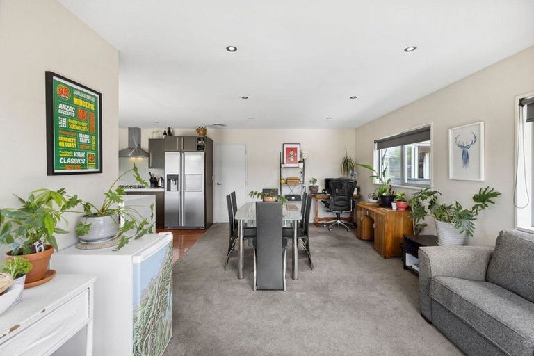 Photo of property in 30 Ash Avenue, Albert Town, Wanaka, 9305