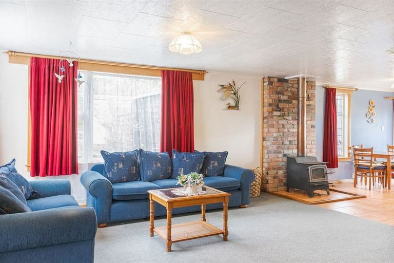 Photo of property in 72 Mcgill Street, Waimangaroa, Westport, 7891