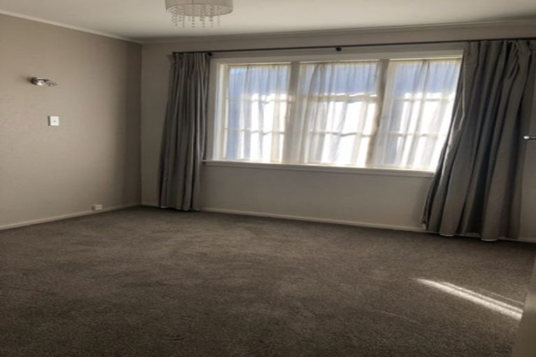 Photo of property in 70 Whincops Road, Halswell, Christchurch, 8025