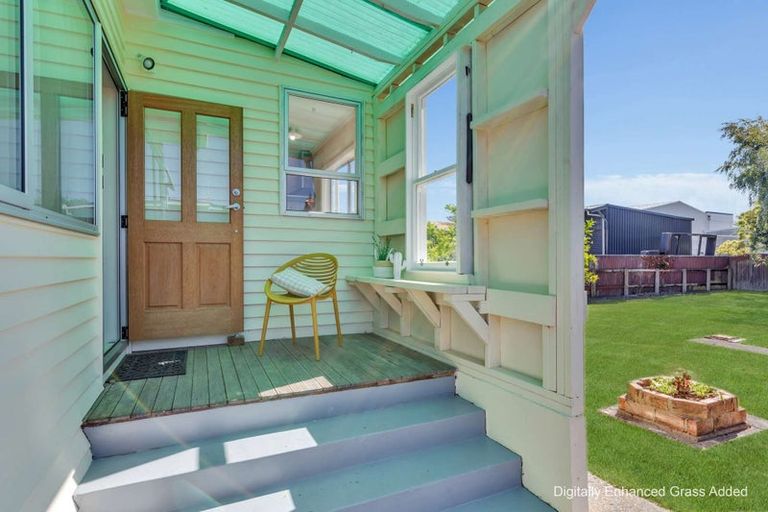 Photo of property in 38 Miro Street, Takaro, Palmerston North, 4410