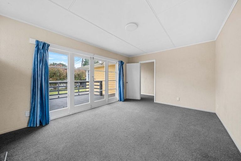 Photo of property in 11 River Road, Masterton, 5810
