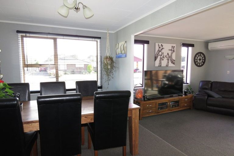 Photo of property in 153 Cunningham Crescent, Grasmere, Invercargill, 9810