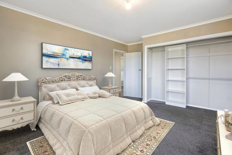 Photo of property in 48 Hereford Street, Cannons Creek, Porirua, 5024