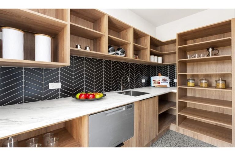 Photo of property in 35 Mike Smith Drive, Cambridge, 3434