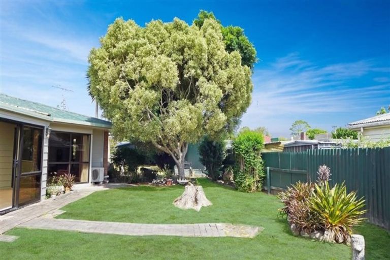 Photo of property in 61 Wintere Road, Papatoetoe, Auckland, 2025