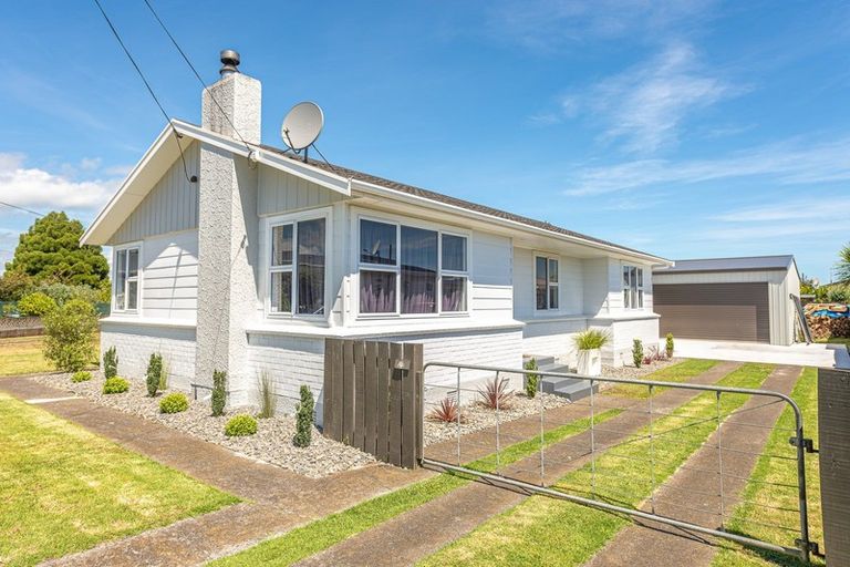Photo of property in 12 Balmoral Crescent, Springvale, Whanganui, 4501