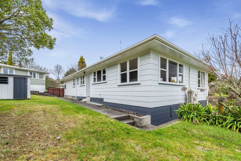 Photo of property in 14 Puketapu Crescent, Taumarunui, 3920