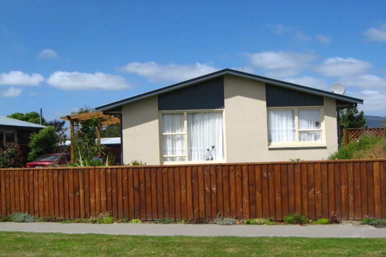 Photo of property in 12 Barrowclough Street, Hoon Hay, Christchurch, 8025