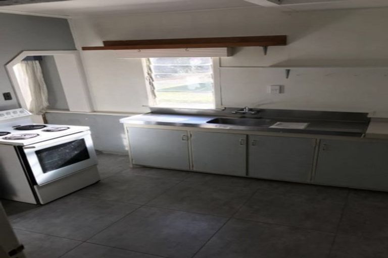 Photo of property in 6 Brighton Terrace, Murrays Bay, Auckland, 0630