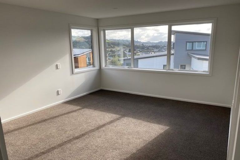 Photo of property in 162b Navigation Drive, Whitby, Porirua, 5024