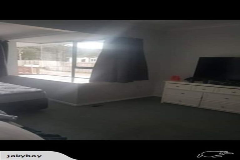 Photo of property in 127 Upper Fitzherbert Road, Wainuiomata, 5373