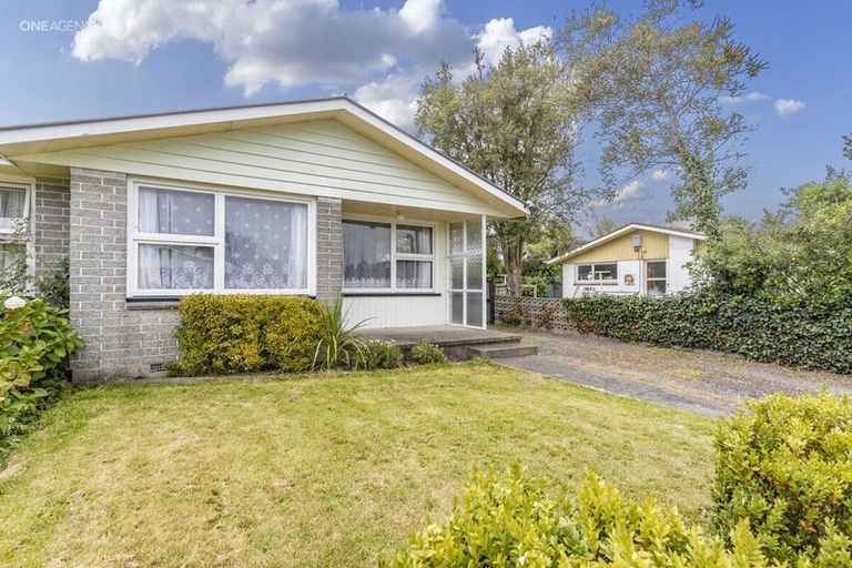 Photo of property in 4a Weston Place, Rangiora, 7400