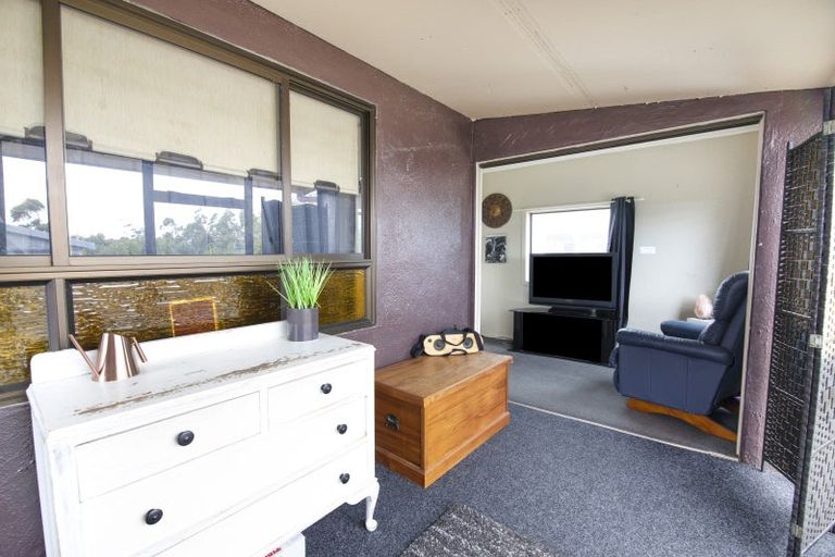 Photo of property in 30 Shrimpton Road, Haumoana, 4102