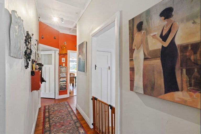 Photo of property in 46 Grande Vue Road, Hillpark, Auckland, 2102