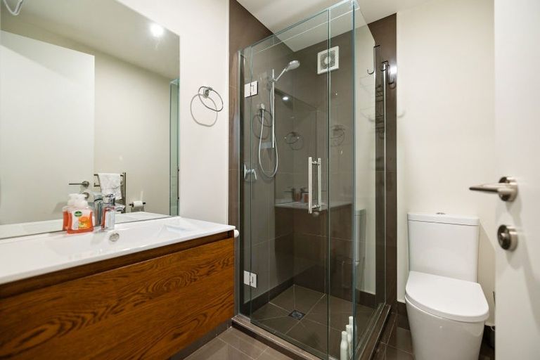 Photo of property in 35 Jacks Point Rise, Jacks Point, Queenstown, 9371