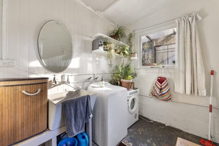 Photo of property in 2 Coombe Hay Terrace, Careys Bay, Port Chalmers, 9023