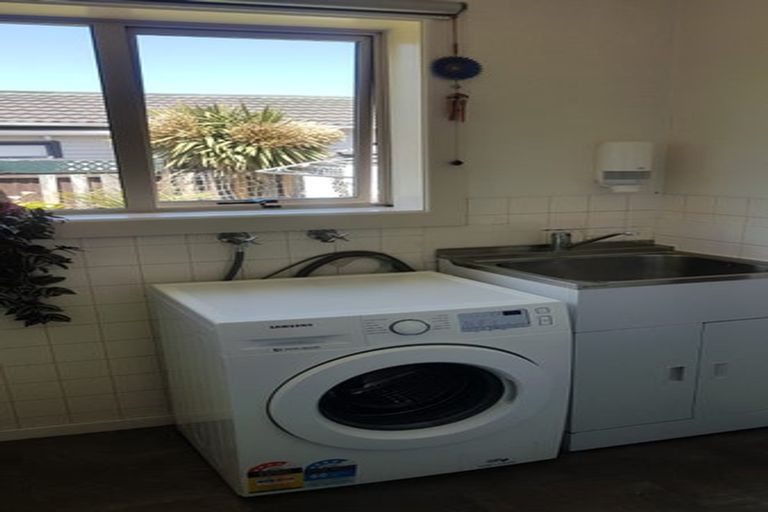 Photo of property in 62 Estuary Road, New Brighton, Christchurch, 8061