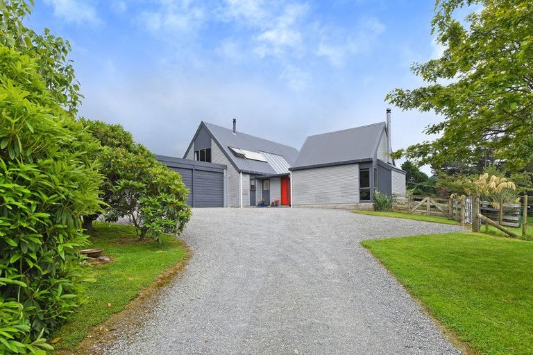 Photo of property in 1021 Whitemans Valley Road, Blue Mountains, Upper Hutt, 5371