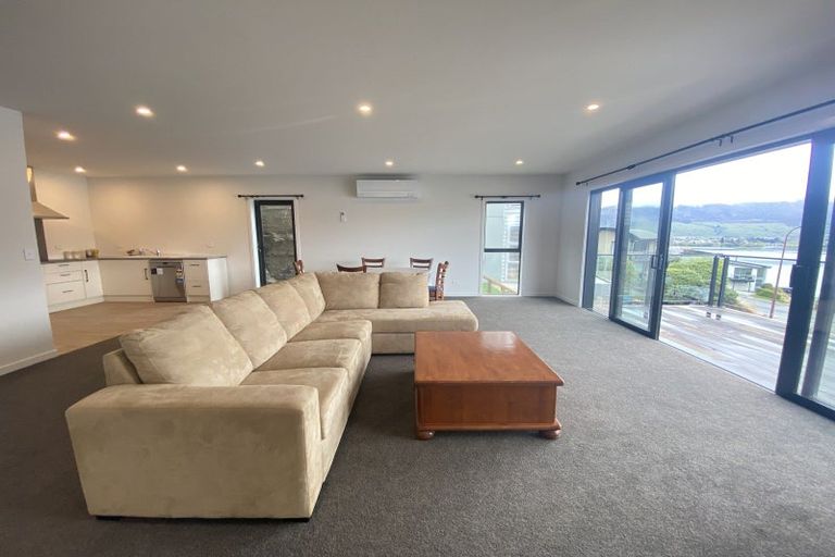 Photo of property in 6 De La Mare Place, Frankton, Queenstown, 9300