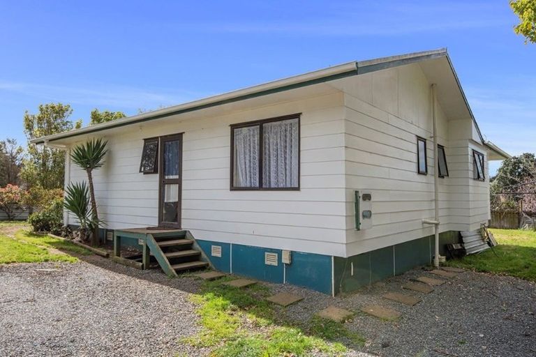 Photo of property in 19 Edge Street, Onerahi, Whangarei, 0110