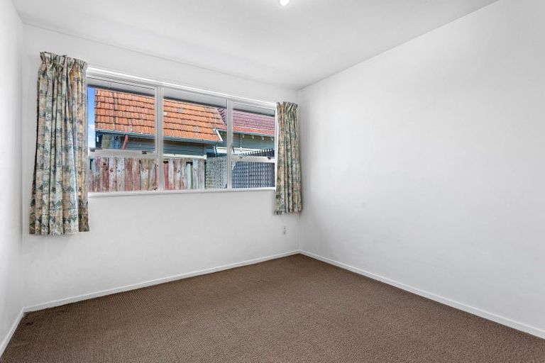 Photo of property in 2/110 Caledonian Road, St Albans, Christchurch, 8014